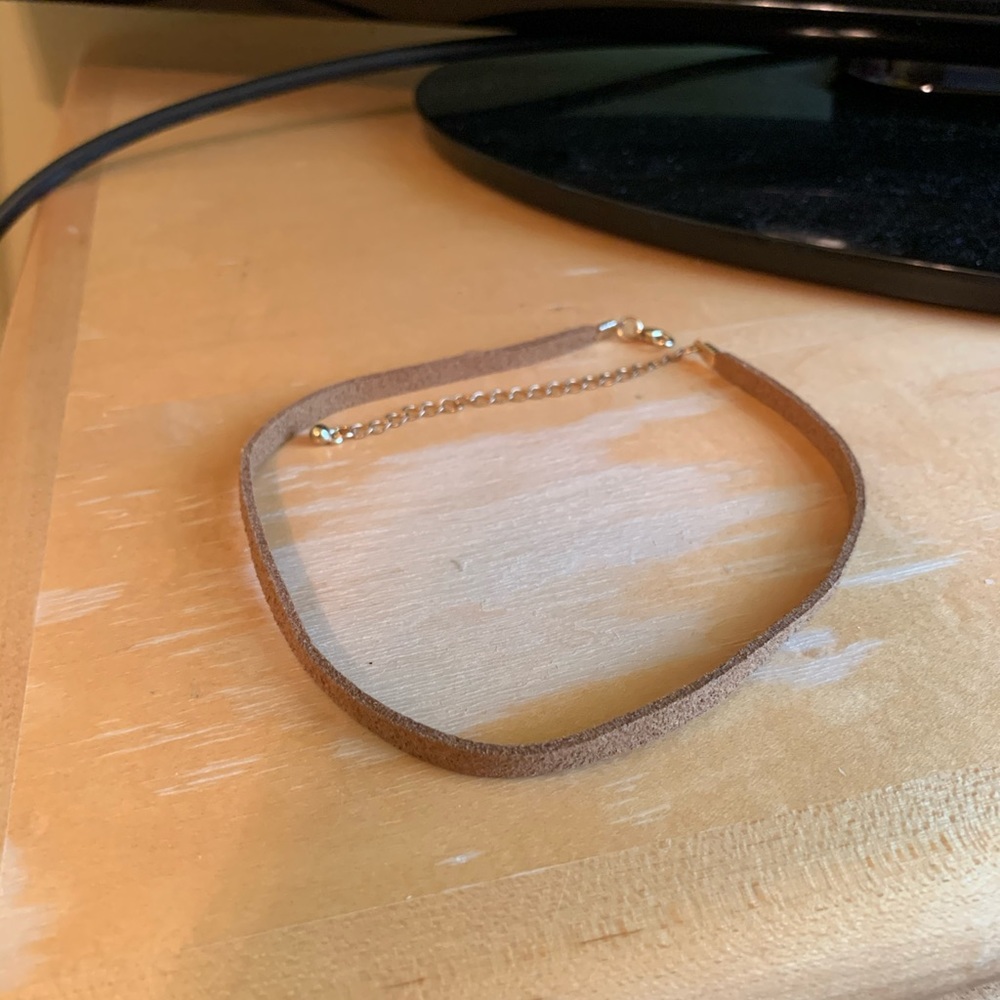 Rue 21 felt choker